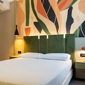 Aparthotel Elite & ****