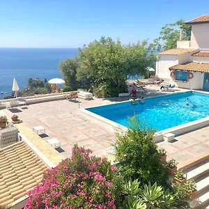 Aparthotel Terra Rossa ***